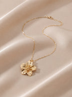 Bloom Pendant Necklace