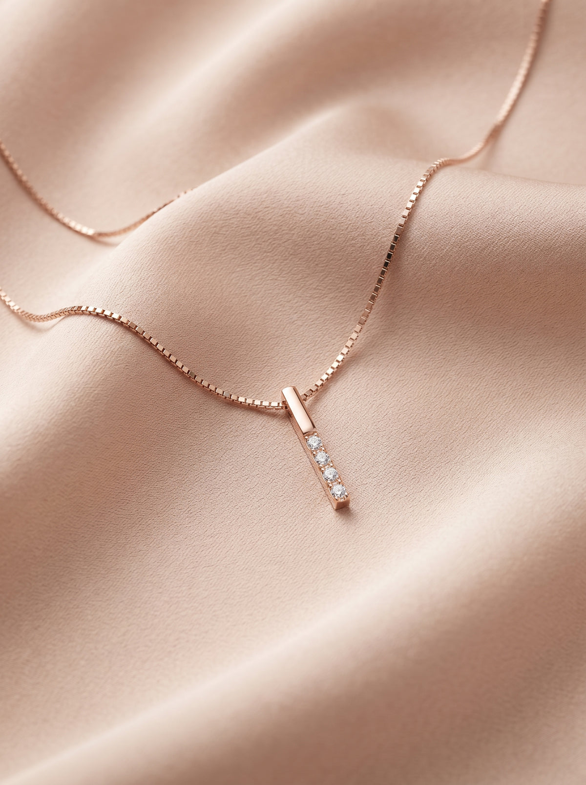Vertical Lumière Necklace