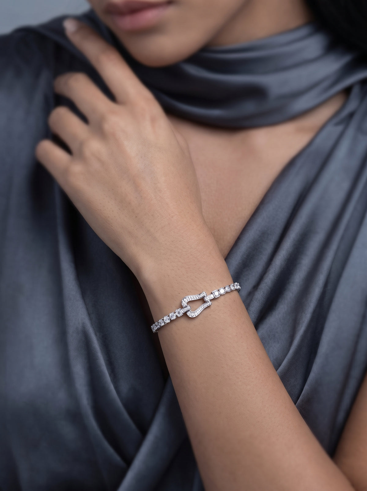 Lumière Buckle Bracelet
